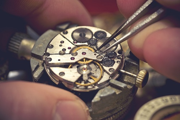 How to Carefully Choose Watch Repair Services