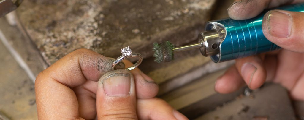 Jewelry Restoration in Vancouver Can Make It New Again