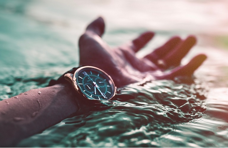 What to Do if Your Watch Gets Wet